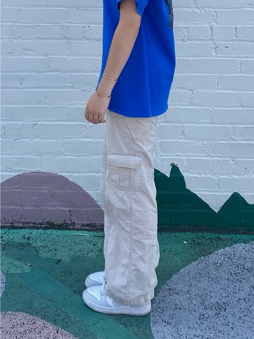 PacSun Woman’s Low Rise Beige Cargo Pants